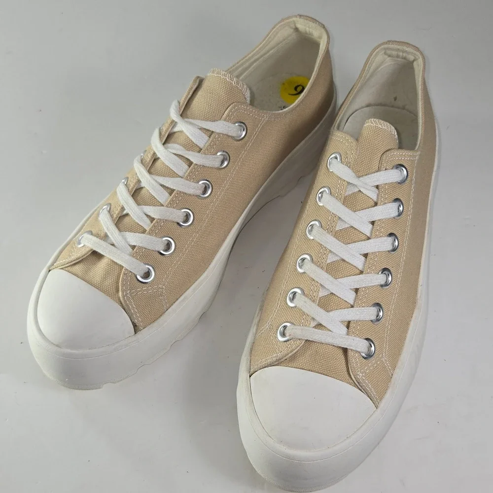SINCERELY JULES Womens Tan Canvas Platform Sneakers Size 9M